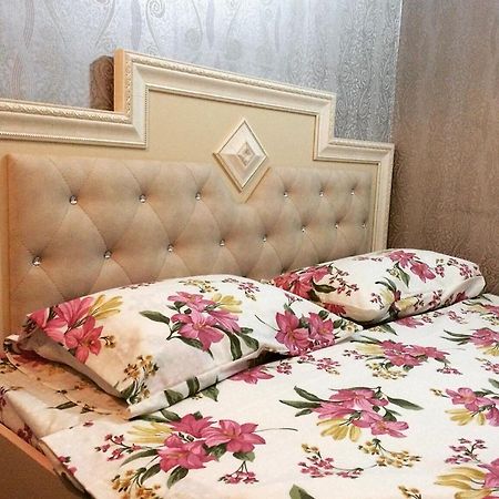 Crystal Villa Hotel 예레반 외부 사진